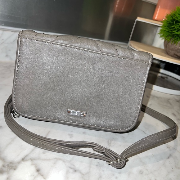 Purse - Picture 2 of 3